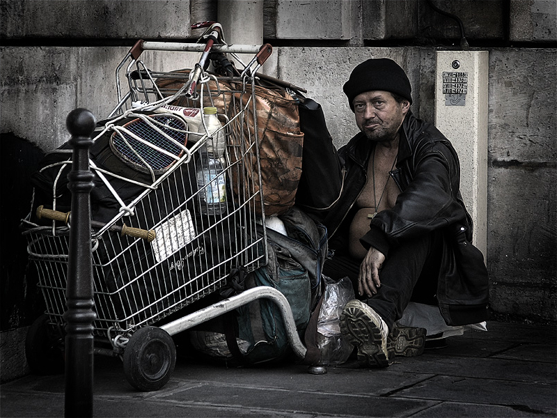 HomelessParis_7032101.jpg